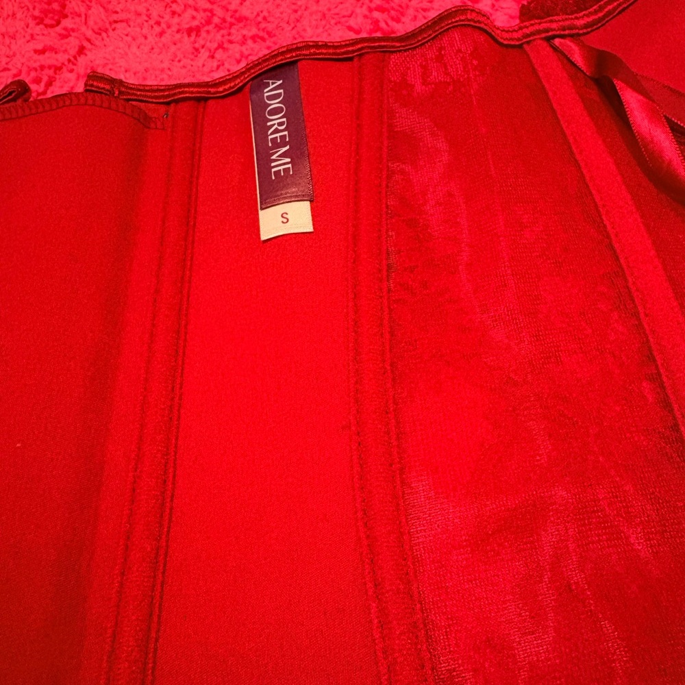 Adore Me - Picture 3 of 3